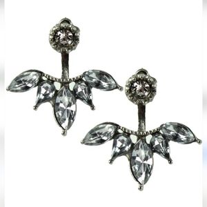 Jewelry / Silver Tone Baroque Style Rhinestone Post EarringsLuxury DivasSilver